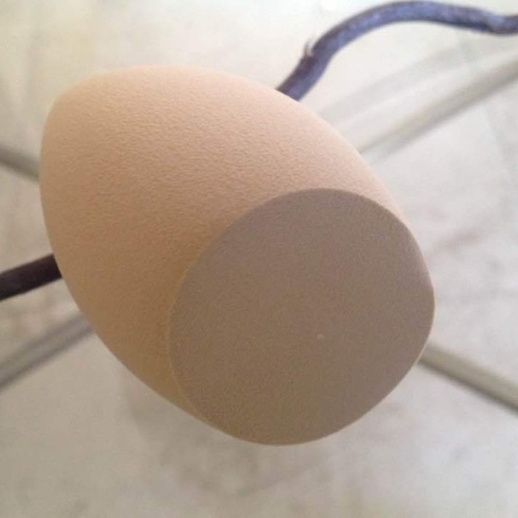 Philosophy Complexion Beauty Blending Sponge / BRAND NEW - Picture 3 of 4